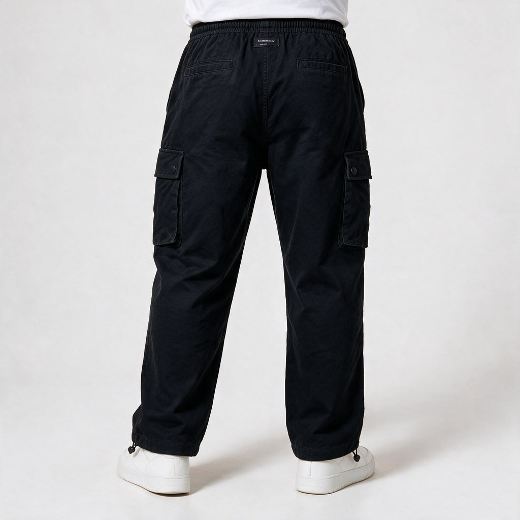 Pantalón Cargo Regular Negro Logo Blanco