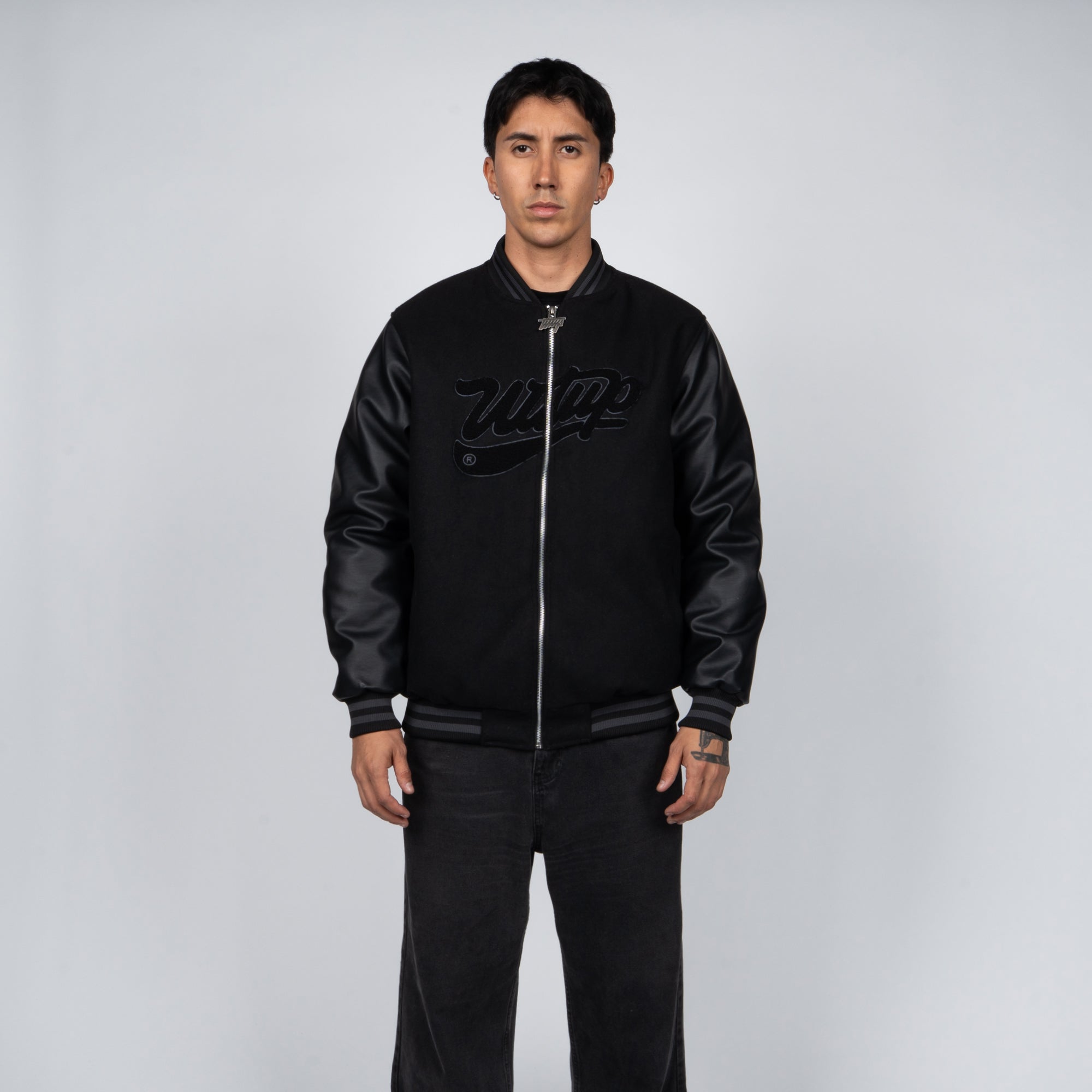 Chaqueta Whatup Hombre Varsity Full Zipper Black