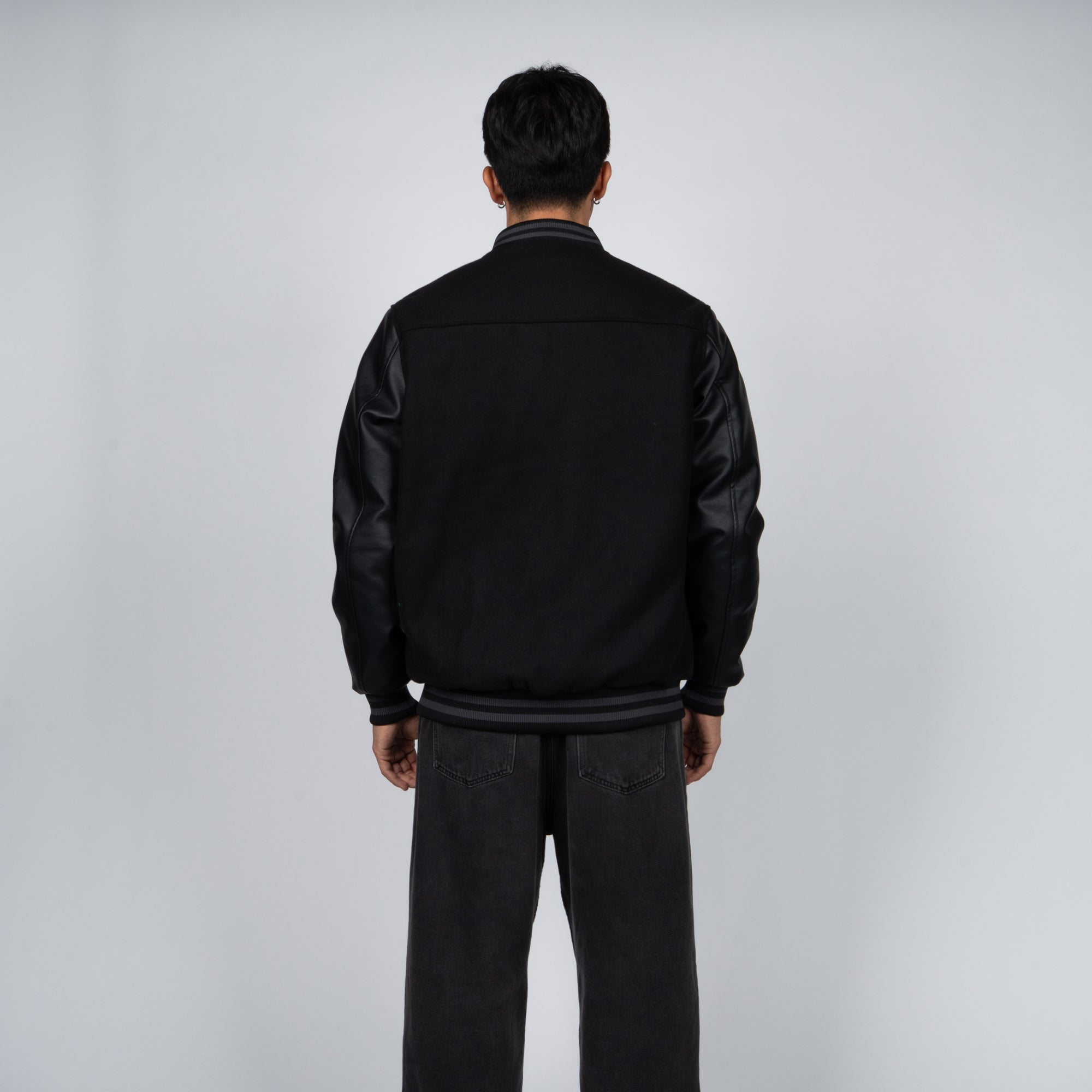 Chaqueta Whatup Hombre Varsity Full Zipper Black