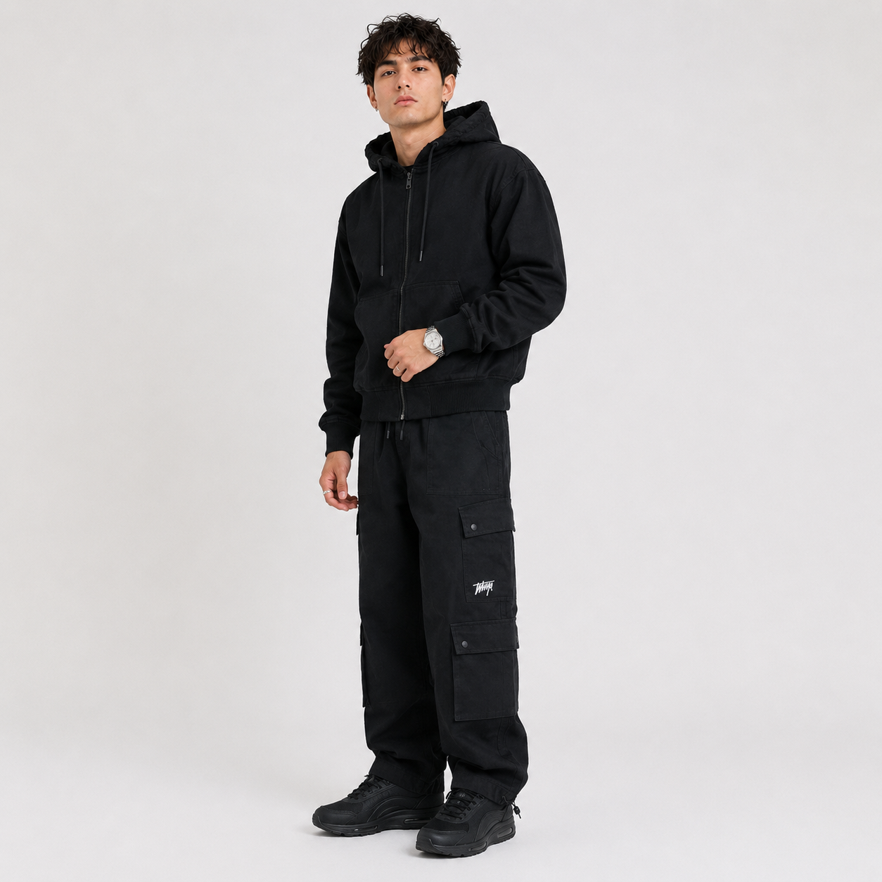 Pantalon Whatup Men Cargo Black Low Logo
