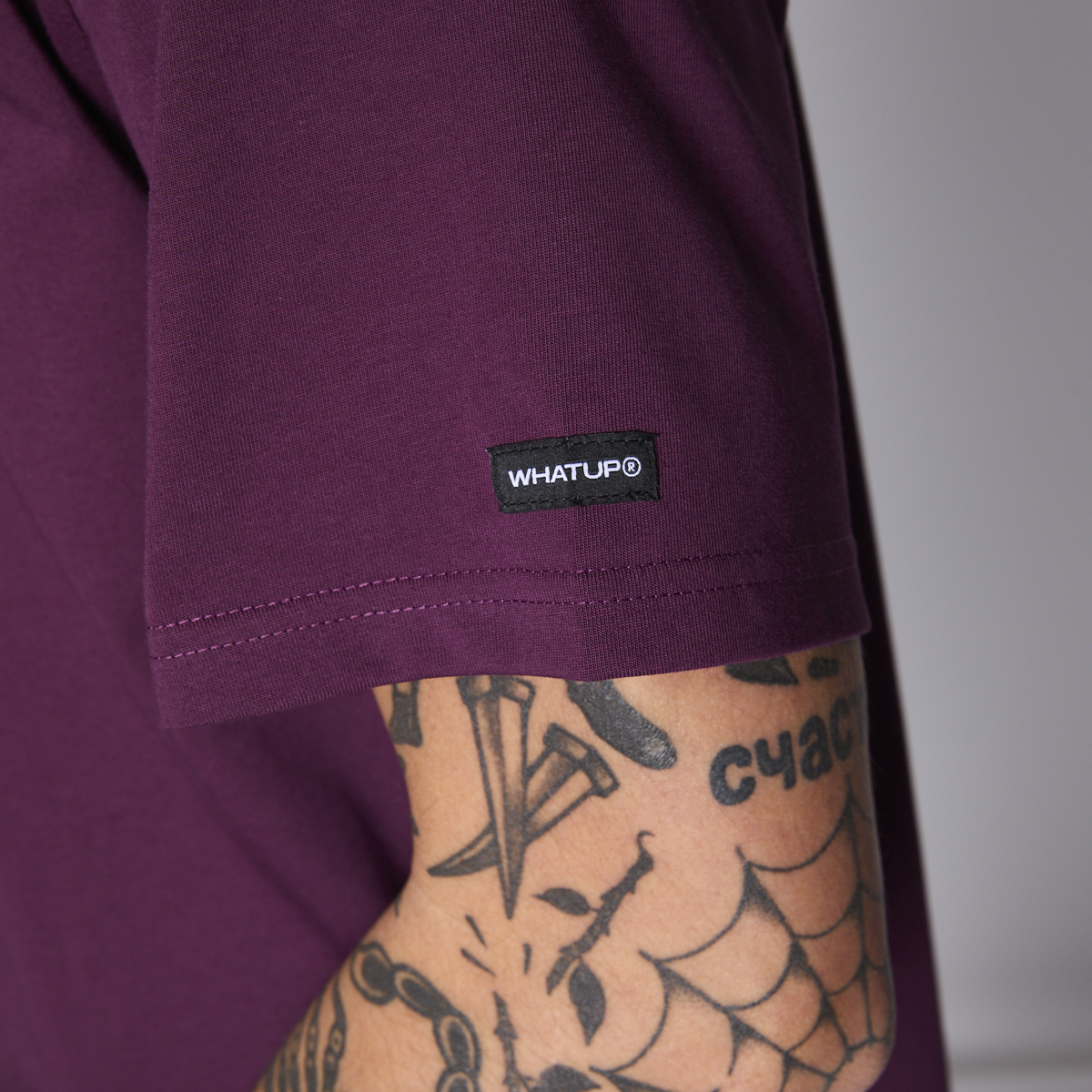Polera Whatup Men Liquid Face Purple