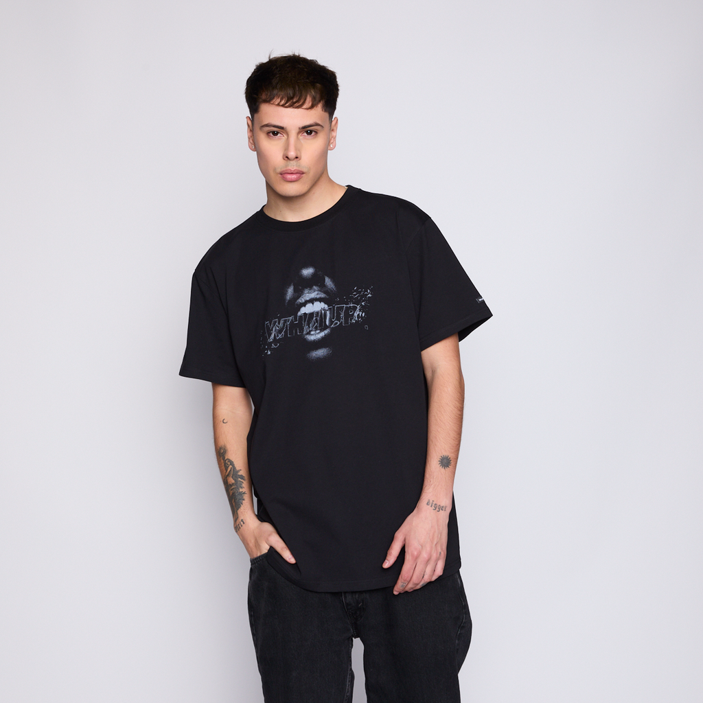 Polera Whatup Men Bite Black