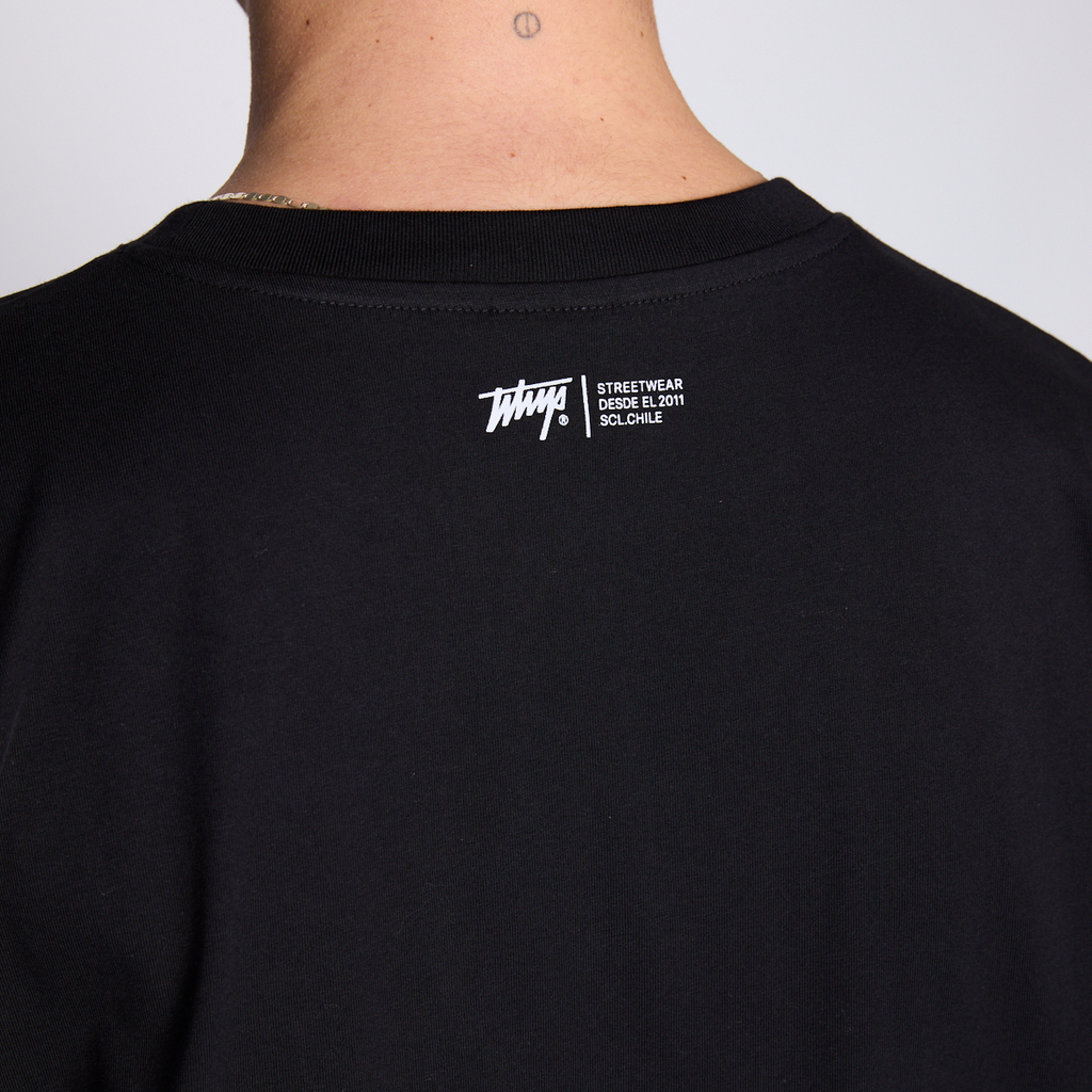 Polera Whatup Men Bite Black