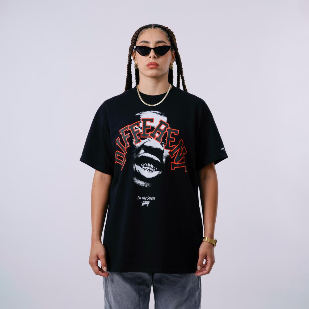 Polera Different Black